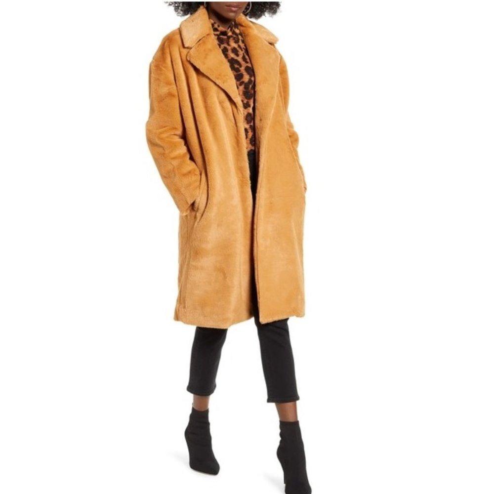 🎁 Mural Long Faux Fur Coat
